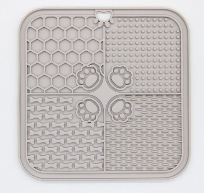 Килимок  для лизання з присоскою 2020см Сірий 