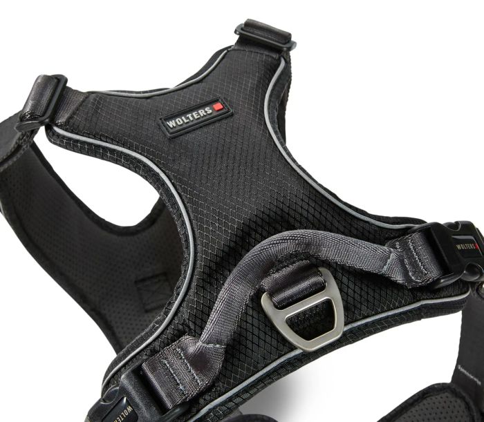 Шлейка для собак пом'якшена з ручкою Wolters Active Pro Comfort 6 70-85 см Чорний