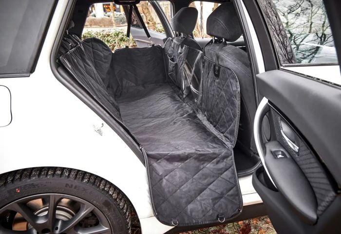 Чохол автогамак для собак на заднє сидіння Wolters Car Pet Backseat Cover