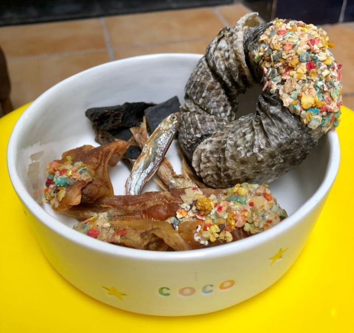 Святковий набір натуральних ласощів для собак Cooka's Cookies Candy Crush 190 г