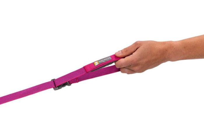 Полегшений повідець-перестібка для собак Ruffwear Flagline™ Малиновий