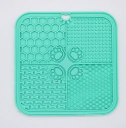 Килимок  для лизання з присоскою 2020см Мятний 