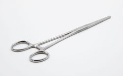 Затискач кровоспинний Кохера прямий із зубчиком 20 см.Затискач кровоспинний Кохера прямий із зубчиком 20 см. 