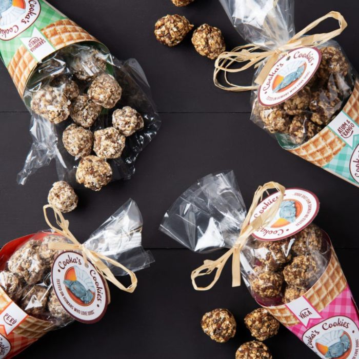 Натуральні ласощі для собак Cooka's Cookies Beijinhos Курка з тунцем, морквою та насінням 50 г