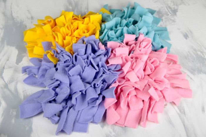 Килимок для дресирування собак 30х30х3 см 