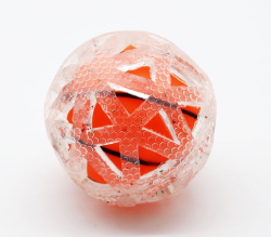 Баскетбольний мяч у мячі 6 в 7 см