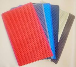 Килимок FUNtastic з прорізом 6040 см. Бежевий.