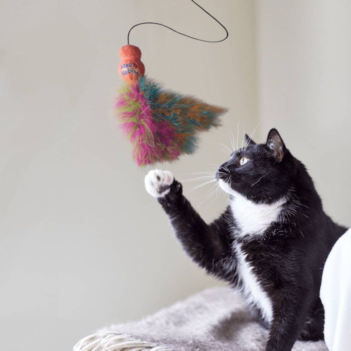 Іграшка для котів Kong Wubba Teaser Boa Помаранчевий