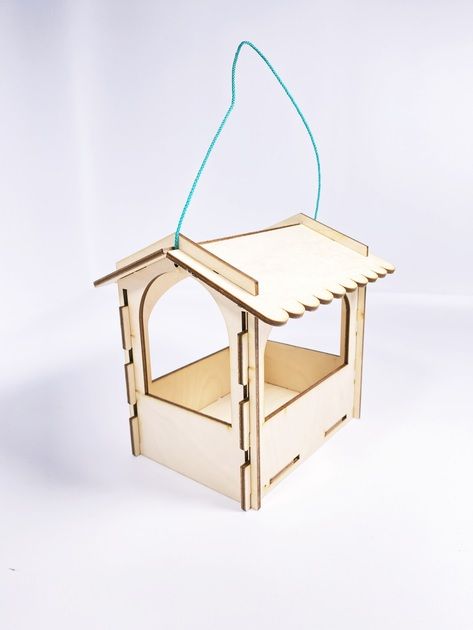 Годівниця для вуличних птахів. 11х16х16 см.