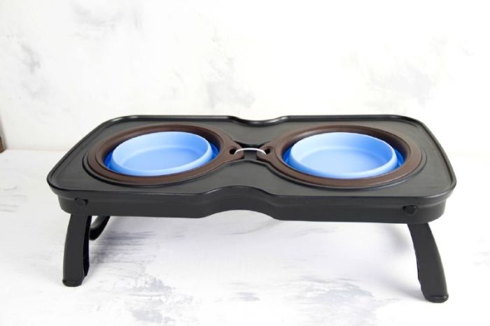 Стійка з силіконовими мисками для собак SY-A42 700мл