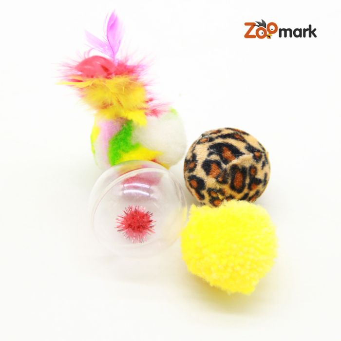 Набір іграшок для кішок 3 хутряних кулі і моток 