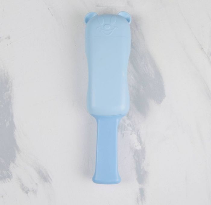 Щітка для прибирання шерсті ведмедик блакитна 