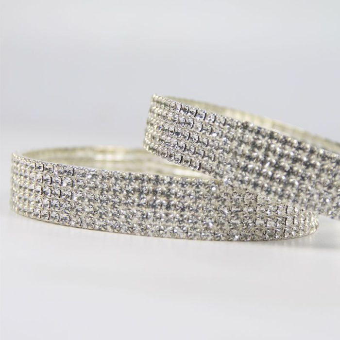 Нашийник з прикрасами L 5 рядів 30 см 