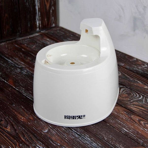 Фонтан для тварин круглий білий 1,2 л 25х20х21 см 