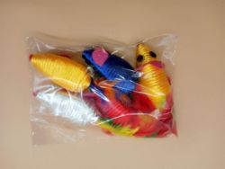 Миша іграшка для кішок 6см кольорова нейлонова c пером 5шт NT 662 